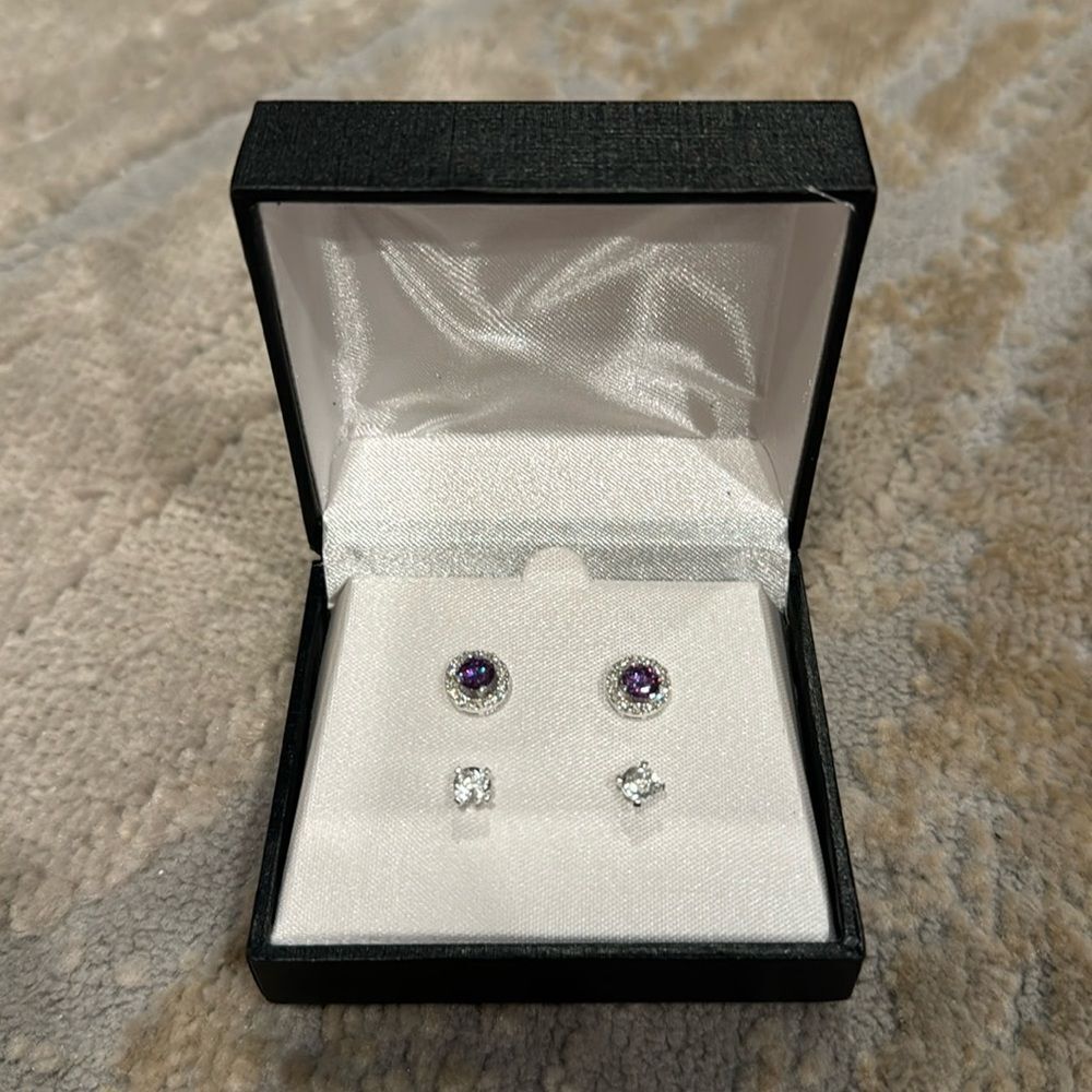 Stud Earrings: Simulated Pink Diamonds, 4‎ Claws, Lab Diamonds Sterling Silver